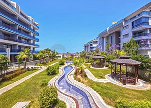 Modern apartment with panoramic sea view 