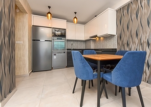 Modern apartment with panoramic sea view 