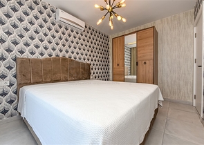 Modern apartment with panoramic sea view 