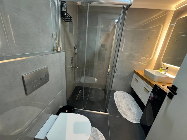 Modern 1+1 Apartment in Oba, Alanya – Furnished, 900 m to Beach