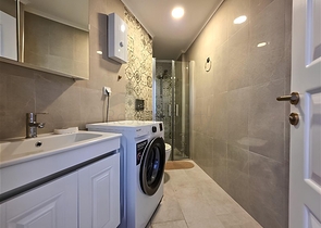 Rent a cozy 1+1 apartment with rich infrastructure in the heart of Mahmutlar