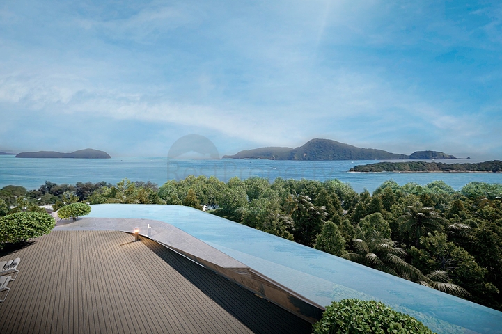 The complex is located a few minutes from Phuket's favorite south beach.