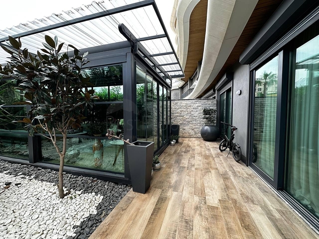 Spacious duplex by the sea in a premium complex - for connoisseurs of a high standard of living