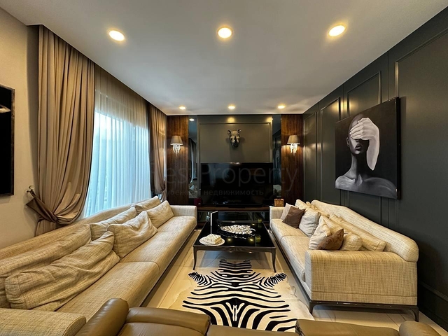 Spacious duplex by the sea in a premium complex - for connoisseurs of a high standard of living