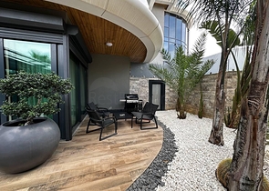 Spacious duplex by the sea in a premium complex - for connoisseurs of a high standard of living