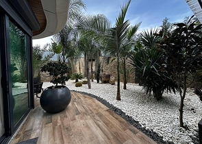 Spacious duplex by the sea in a premium complex - for connoisseurs of a high standard of living