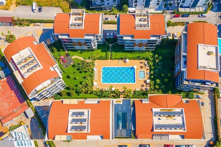 Spacious 2+1 Apartment in Oba, Alanya — 130 m², Modern Complex