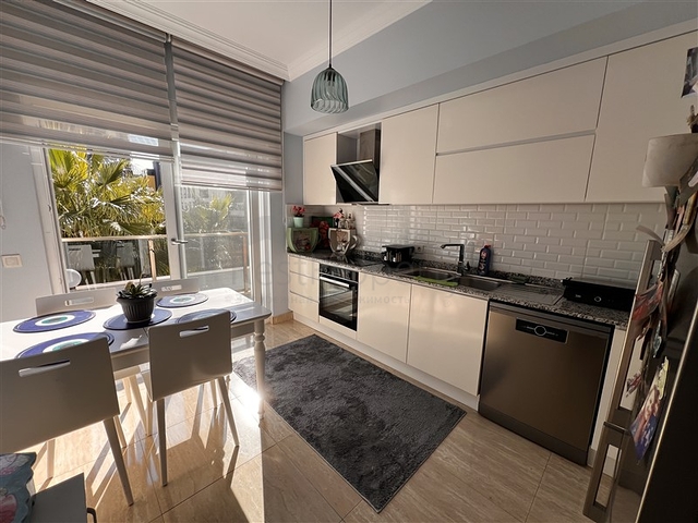 Spacious 2+1 Apartment in Oba, Alanya — 130 m², Modern Complex