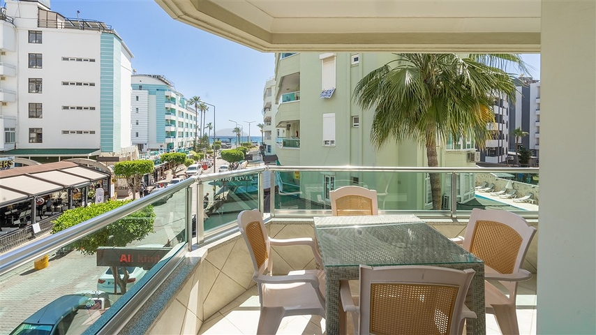 Furnished 2+1 Apartment in Oba, Alanya — 50 m to the Beach