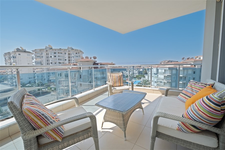 Furnished 2+1 Apartment in Cikcilli, Alanya — 120 m², Rich Facilities