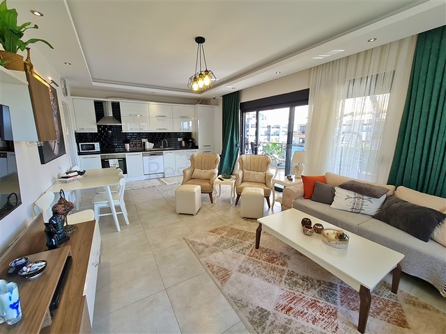 Furnished 1+1 Apartment in Oba, Alanya — 88 m² in Modern Complex