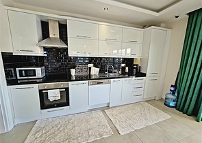 Furnished 1+1 Apartment in Oba, Alanya — 88 m² in Modern Complex