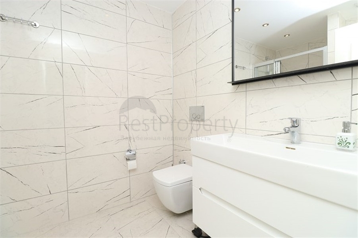 Duplex furnished 3+1 apartment with a spacious terrace in the center of Alanya