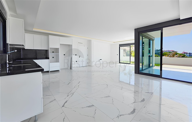 Luxury 4+1 villa with private pool and sea view in Kargicak