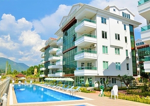 Cozy furnished apartment near the sea in the green area of Kestel