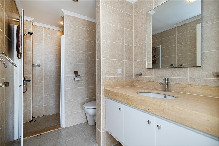 Spacious 2+1 Apartment in Cikcilli, Alanya — 110 m², Near Center