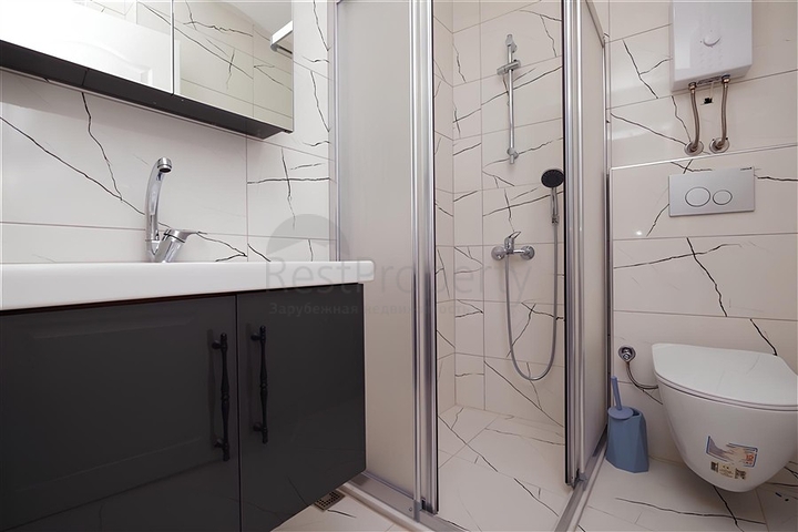 Furnished 2+1 Apartment in Cleopatra, Alanya — 700 m to the Beach