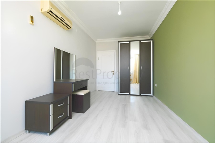 Furnished 2+1 Apartment in Cleopatra, Alanya — 700 m to the Beach