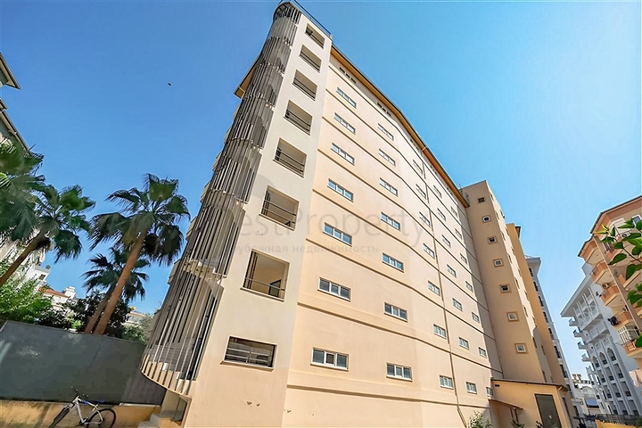 Furnished 2+1 Apartment in Cleopatra, Alanya — 700 m to the Beach