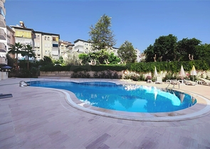 Furnished 2+1 Apartment in Cleopatra, Alanya — 700 m to the Beach