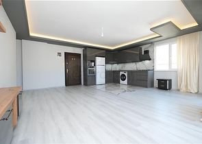 Furnished 2+1 Apartment in Cleopatra, Alanya — 700 m to the Beach