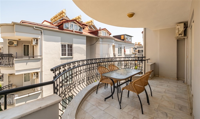 Spacious 4+1 penthouse in a cozy residential complex in Oba district — comfort for the whole family