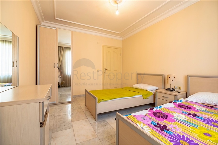 Spacious 4+1 penthouse in a cozy residential complex in Oba district — comfort for the whole family