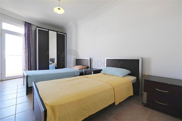 Furnished 2+1 Apartment in Cleopatra, Alanya — 700 m to the Beach