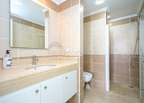 Spacious 2+1 apartment in a well—maintained complex in the Cikcilli area - comfort and convenience for life