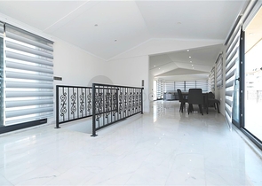 Spacious 3+1 Penthouse in Cleopatra, Alanya — 700 m to the Beach