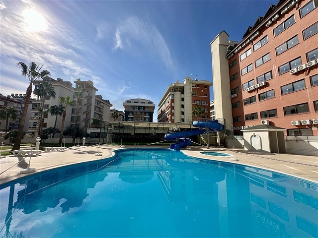 Furnished 2+1 Apartment in Oba, Alanya — 150 m from the Beach