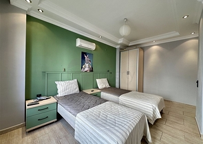 Furnished 2+1 Apartment in Oba, Alanya — 150 m from the Beach