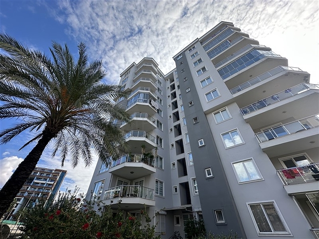 Furnished 1+1 Apartment in Cikcilli, Alanya — 700 m to the Sea