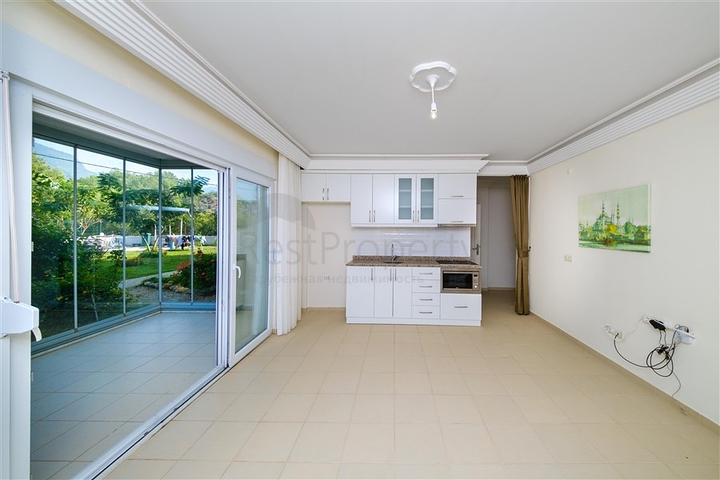 Bright 2+1 Apartment with Modern Facilities in a Prestigious Complex — 2.9 km to the Sea