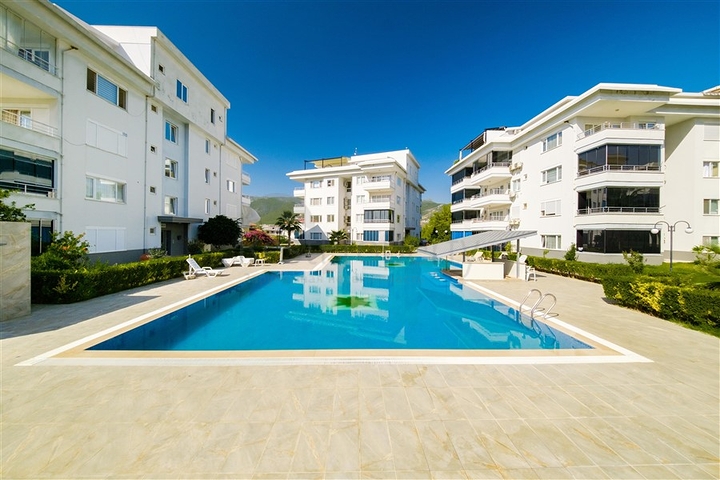Bright 2+1 Apartment with Modern Facilities in a Prestigious Complex — 2.9 km to the Sea