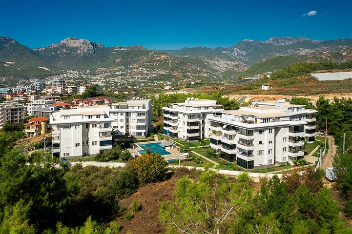 Bright 2+1 Apartment with Modern Facilities in a Prestigious Complex — 2.9 km to the Sea