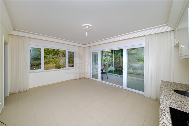 Bright 2+1 Apartment with Modern Facilities in a Prestigious Complex — 2.9 km to the Sea