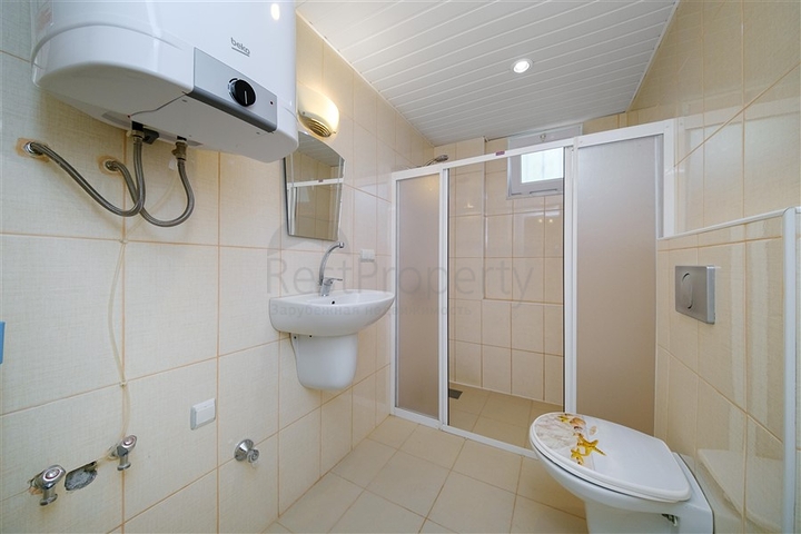 Bright 2+1 Apartment with Modern Facilities in a Prestigious Complex — 2.9 km to the Sea