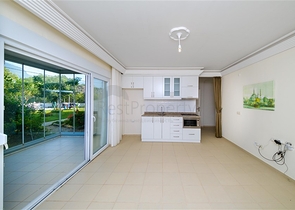 Bright 2+1 Apartment with Modern Facilities in a Prestigious Complex — 2.9 km to the Sea