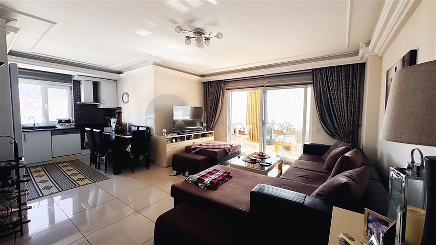 Furnished 2+1 Apartment in Alanya – Large Balcony & Rich Facilities