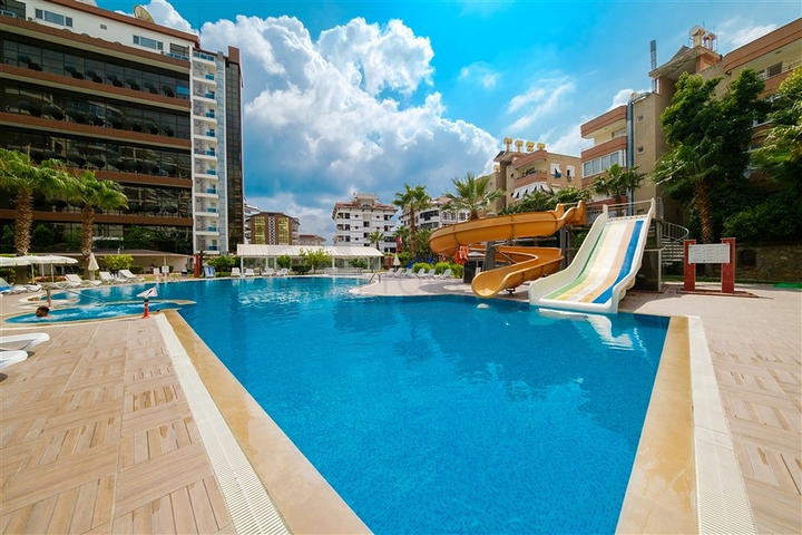 Furnished 2+1 Apartment in Alanya – Large Balcony & Rich Facilities