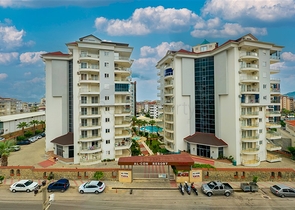 Furnished 2+1 Apartment in Alanya – Large Balcony & Rich Facilities