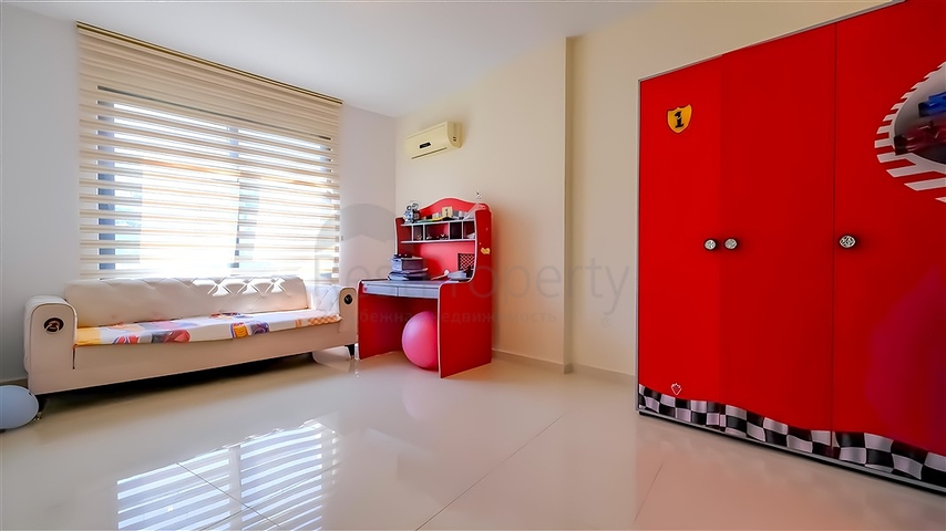 Spacious furnished 3+1 apartment with rich infrastructure in a modern residential complex