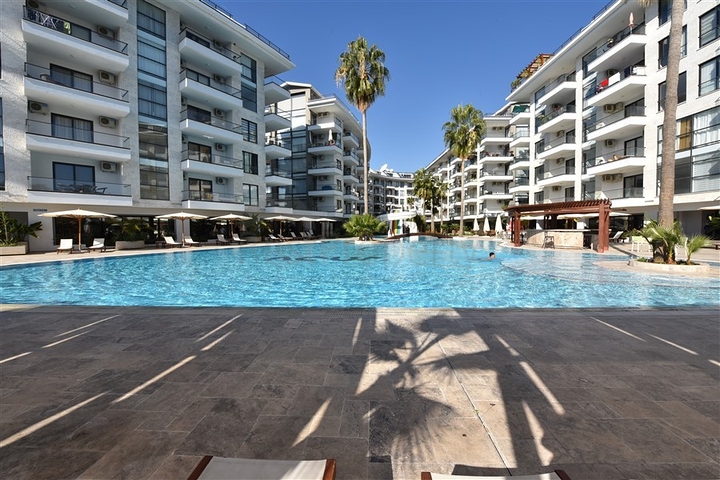 Spacious furnished 3+1 apartment with rich infrastructure in a modern residential complex