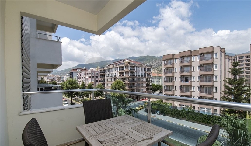 Spacious furnished 2+1 apartment 350 meters from the famous Cleopatra beach