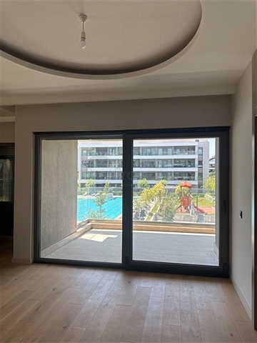 WE OFFER A LUXURY APARTMENT IN THE MOST PRESTIGIOUS AREA OF ANTALYA / KONYAALTI WE OFFER A LUXURY APARTMENT IN THE MOST PRESTIGIOUS AREA OF ANTALYA / KONYAALTI