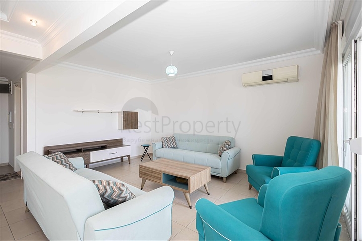 Spacious penthouse with terrace and sea view in a prestigious residential complex