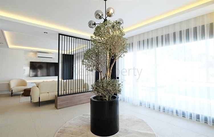 Modern villa with panoramic sea view in Alanya