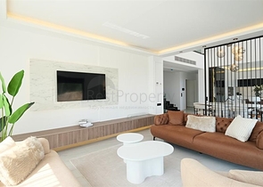 Modern villa with panoramic sea view in Alanya