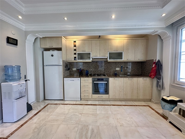 Furnished 2+1 Apartment in Oba, Alanya – 400 m to the Beach